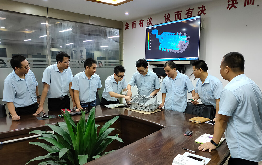 通過(guò)不斷實(shí)踐探索，完善改良設計理論與設計思維， 在壓鑄模具研發(fā)領(lǐng)域形成了強大的競爭力。